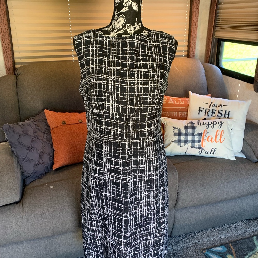 Merona Black and White Dress